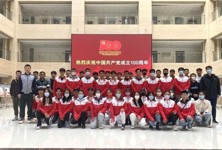 77体育动态图片