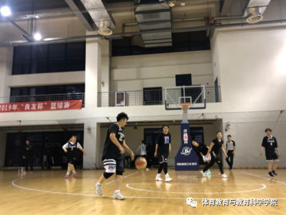 77体育联赛图片