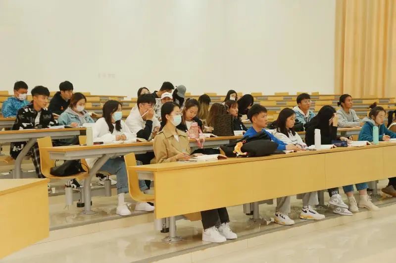 77体育新闻图片