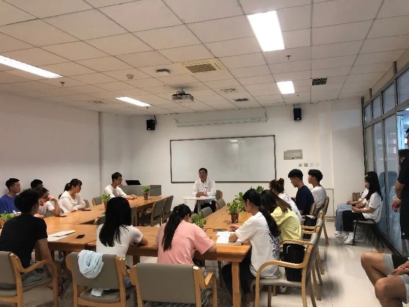 77体育首页图片