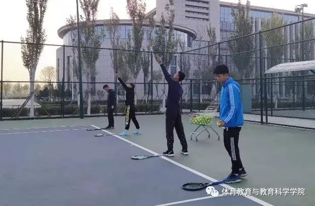 77体育冠军图片