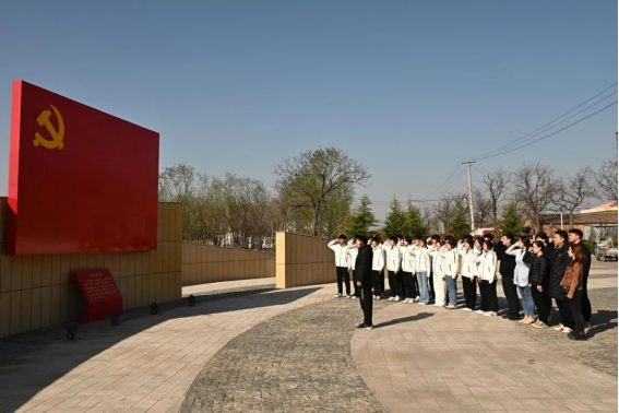 77体育资讯图片