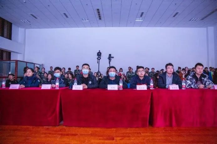 77体育联赛图片
