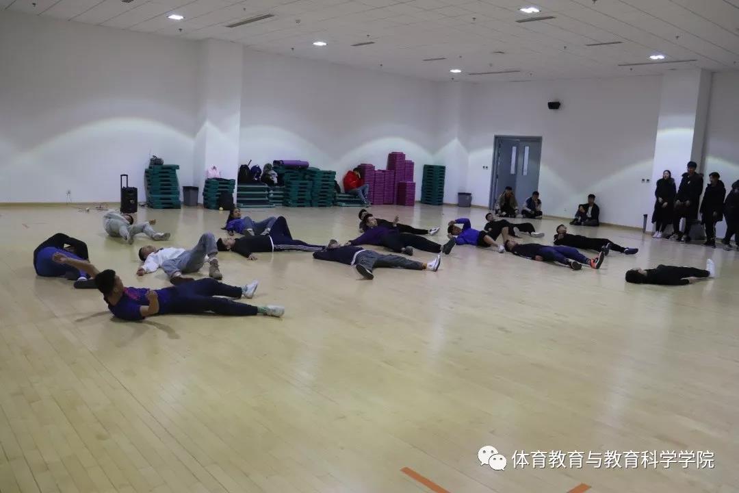 77体育荣耀图片
