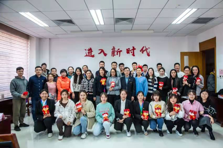 77体育赛事图片