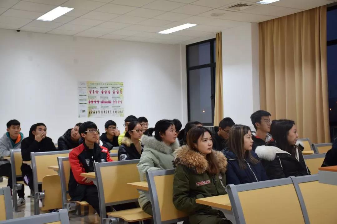 77体育荣耀图片