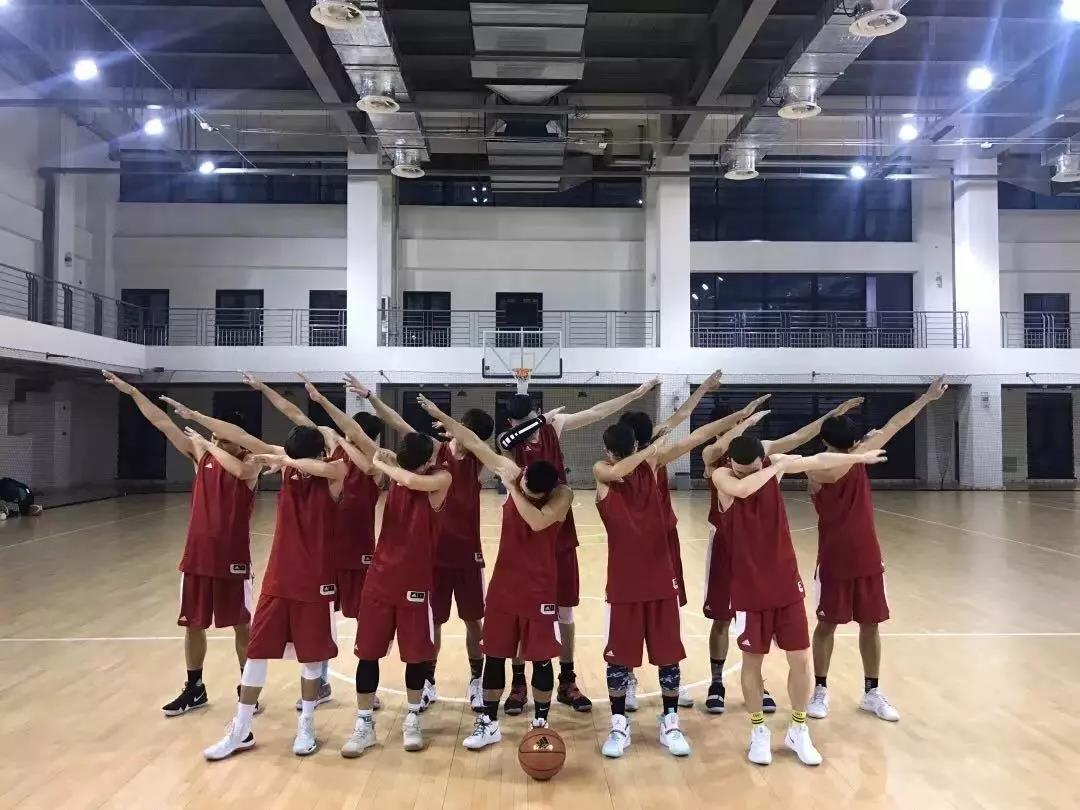 77体育风采图片